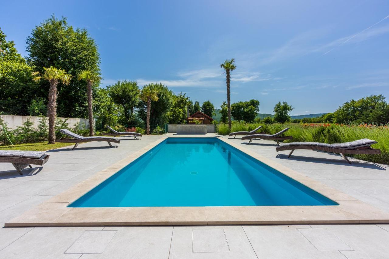 Villa Palma With Heated Private Pool Podhum Buitenkant foto